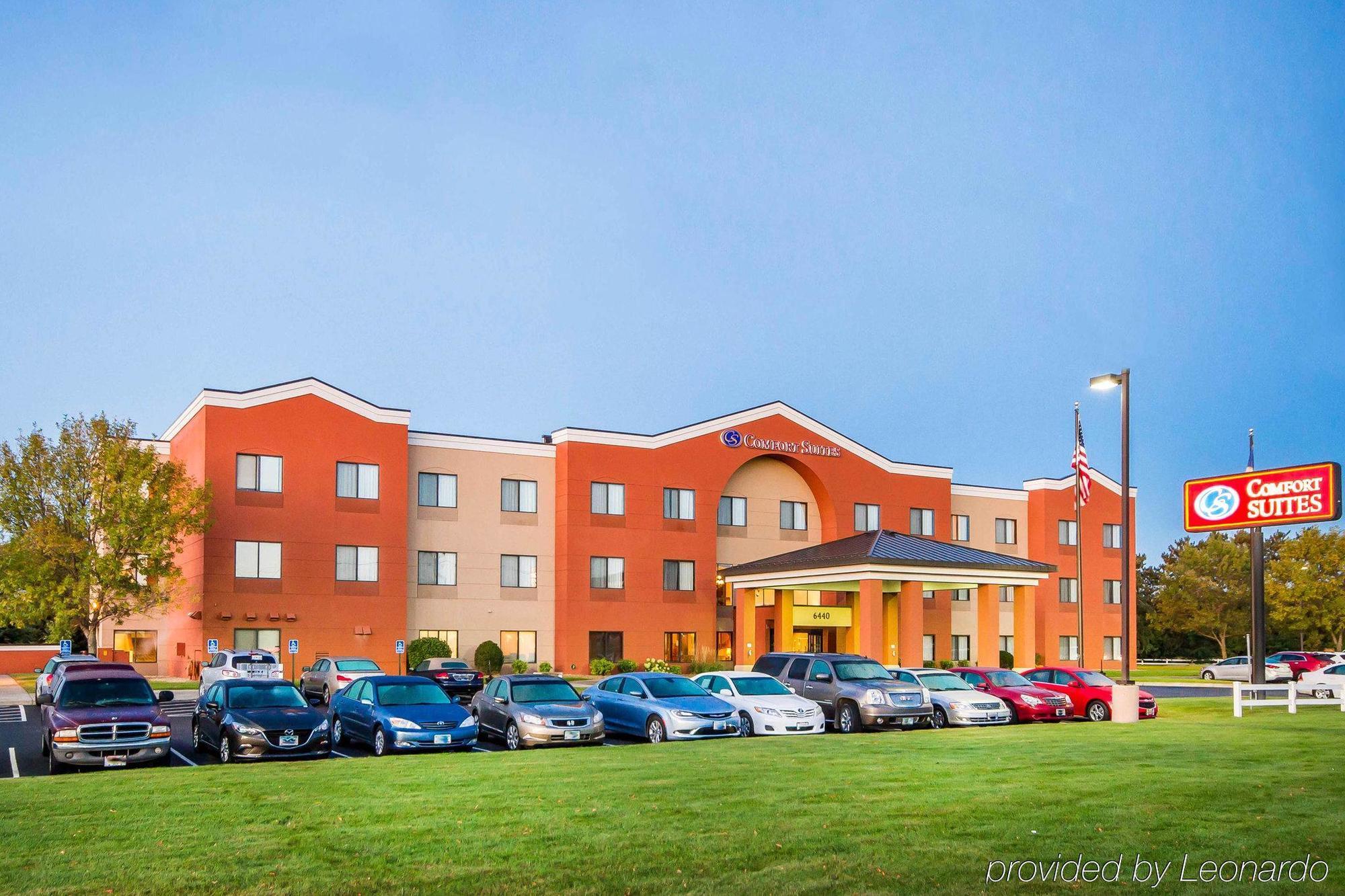 Comfort Suites Ramsey Exterior photo